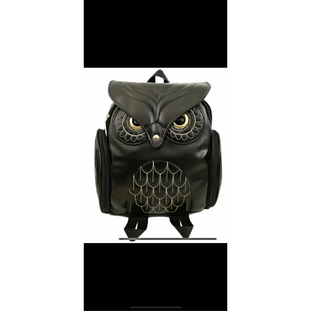 Black Owl Backpack with adjustable straps, soft, PU, leather versatile, travel b